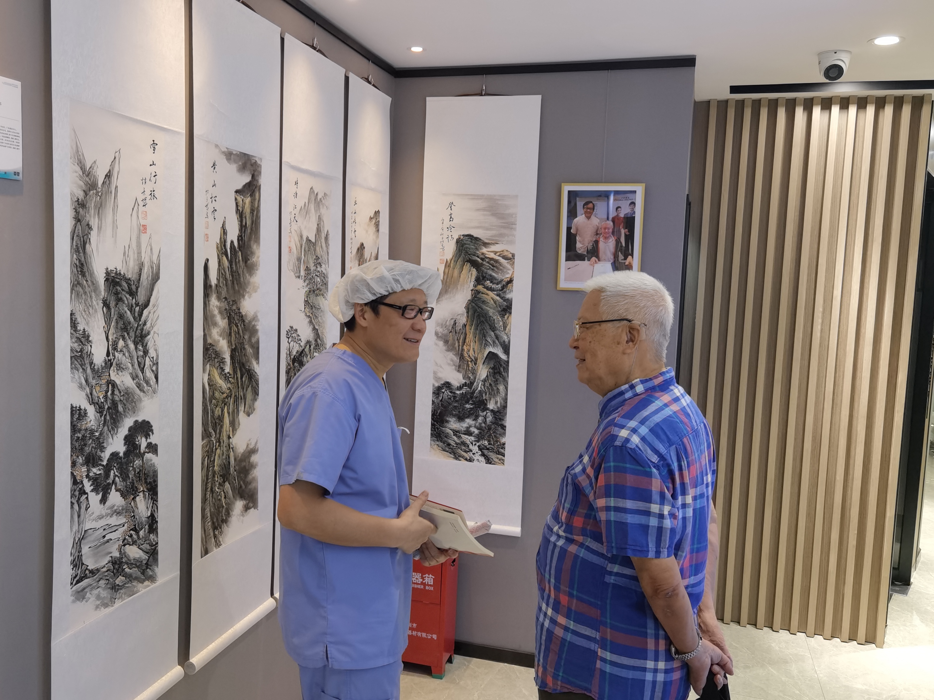 著名口腔专家辜祖谦教授莅临陈静口腔